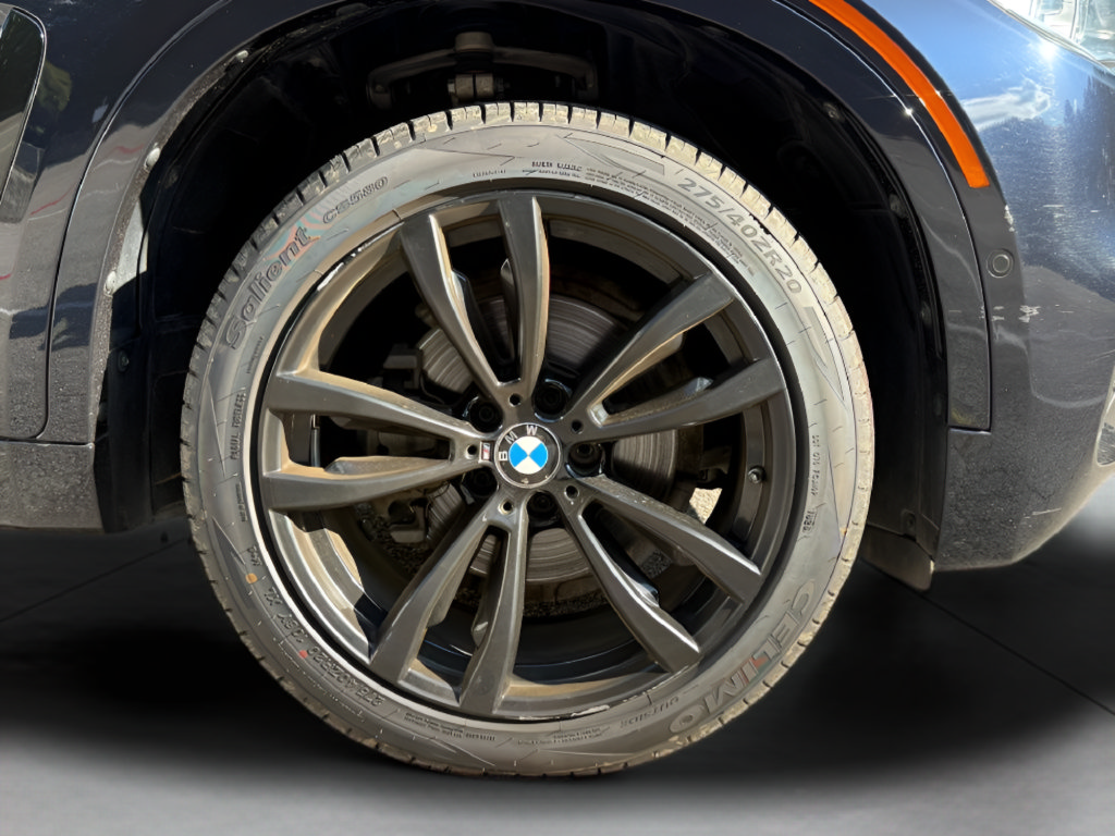 Used 2019 BMW X6 xDrive35i w/ M Sport Package AWD/4WD image 16