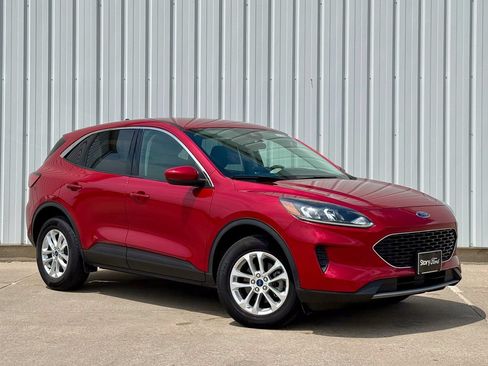 Used 2021 Ford Escape SE w/ Convenience Package AWD/4WD image 8