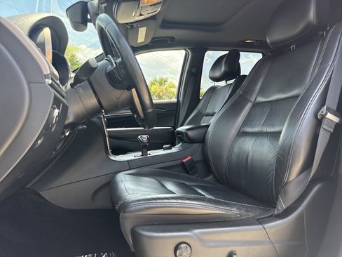 Used 2014 Jeep Grand Cherokee Limited w/ Trailer Tow Group IV AWD/4WD image 15