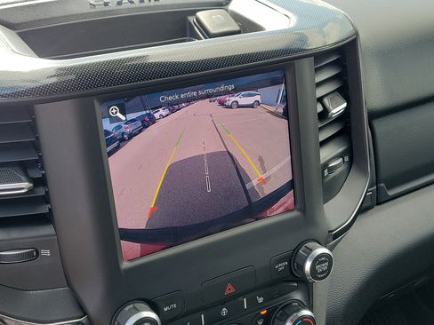 Used 2021 RAM 1500 Big Horn w/ Built-to-serve Edition image 27