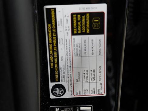 Used 2020 Mercedes-Benz E 450 4MATIC Sedan image 36