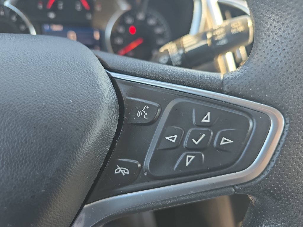 Used 2022 Chevrolet Equinox LT FWD image 27
