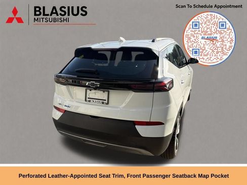 Used 2023 Chevrolet Bolt EUV LT w/ Convenience Package FWD image 27