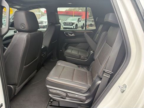 Used 2023 Chevrolet Tahoe High Country image 11