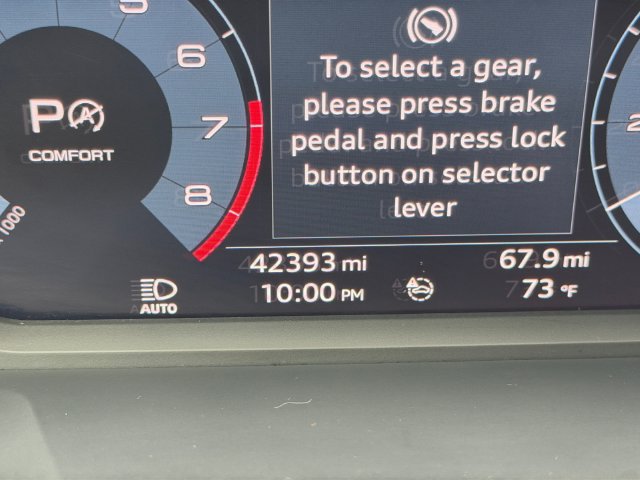 Used 2020 Audi Q3 2.0T Premium w/ Convenience Package AWD/4WD image 29