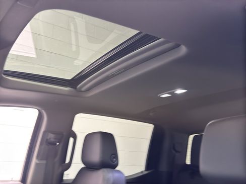 Used 2022 Chevrolet Silverado 1500 RST w/ Convenience Package II image 40