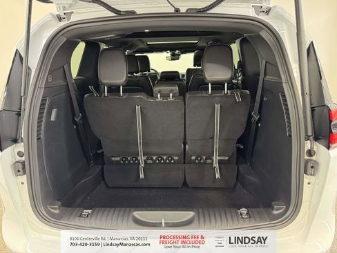 New 2026 Chrysler Pacifica Select image 14