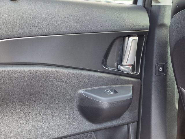 New 2027 Kia Carnival SX w/ Dark Edition Package FWD image 27