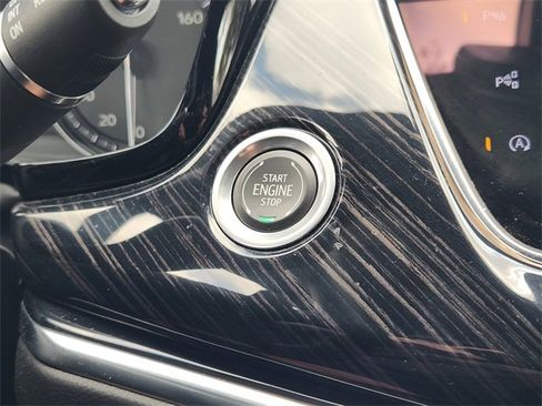 Used 2023 Cadillac XT6 Premium Luxury w/ Technology Package image 22