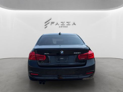 Used 2016 BMW 328i xDrive Sedan AWD/4WD image 4
