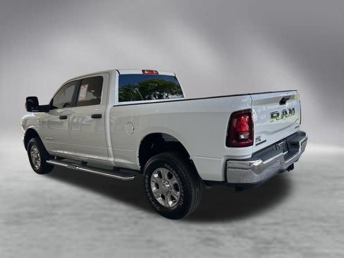 Used 2025 RAM 2500 Big Horn AWD/4WD image 4