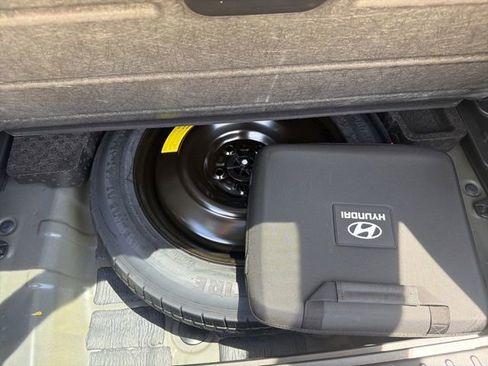 Used 2026 Hyundai Tucson SEL FWD image 17