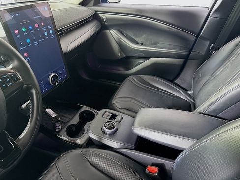 Used 2023 Ford Mustang Mach-E Premium image 26