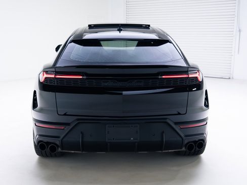 Used 2025 Lamborghini Urus SE image 6