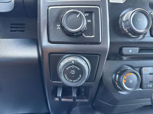 Used 2017 Ford F150 XLT w/ Equipment Group 302A Luxury image 23