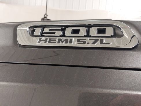 Used 2022 RAM 1500 Laramie image 32