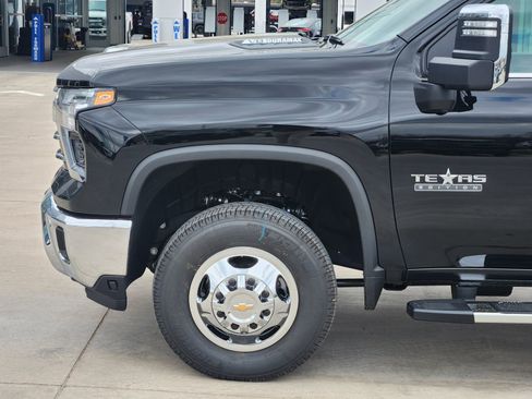 New 2026 Chevrolet Silverado 3500 LTZ image 9