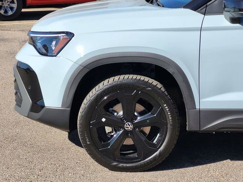 New 2026 Volkswagen Taos SE AWD/4WD image 6
