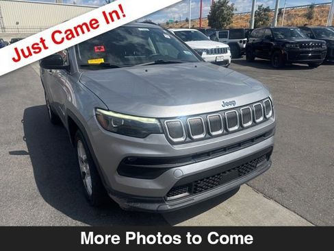 Certified 2022 Jeep Compass Latitude w/ Sun and Sound Group image 8
