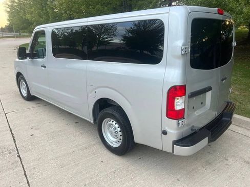 Used 2019 Nissan NV 3500 S image 8