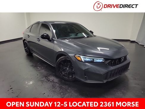 Used 2025 Honda Civic Sport image 1