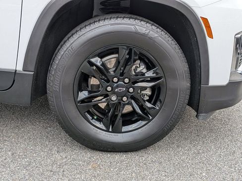Certified 2023 Chevrolet Traverse LT image 12