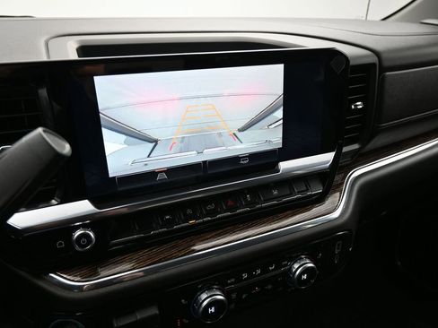 Used 2024 GMC Sierra 1500 Elevation image 14