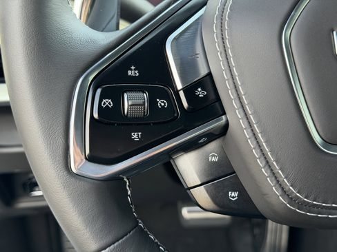 Used 2026 Chevrolet Corvette Stingray Coupe w/ Battery Protection Package image 29