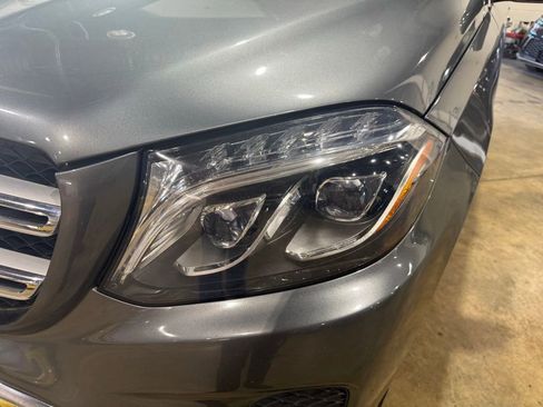 Used 2018 Mercedes-Benz GLS 450 4MATIC image 9