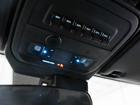 Used 2021 Ford Bronco 2-Door AWD/4WD image 25