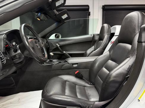 Used 2009 Chevrolet Corvette Convertible w/ Preferred Equipment Group RWD image 23