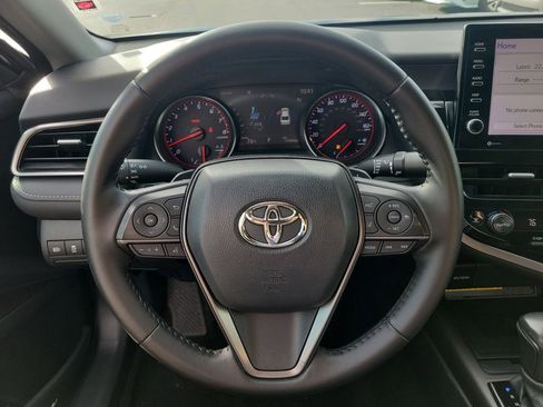 Used 2021 Toyota Camry XSE image 28
