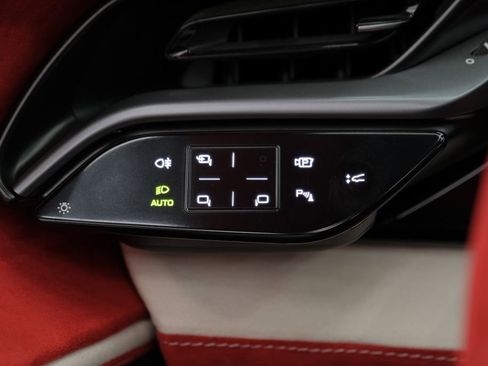 Used 2022 Ferrari SF90 Spider AWD/4WD image 54