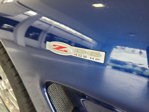 Used 2004 Chevrolet Corvette Z06 w/ Z06 Preferred Equipment Group RWD image 26