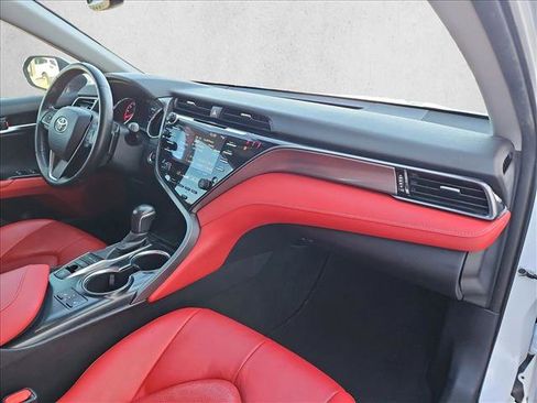 Used 2019 Toyota Camry XSE image 22