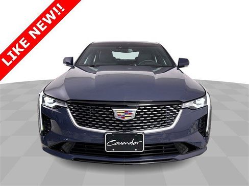 Used 2025 Cadillac CT4 Premium Luxury image 3