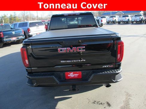 Used 2022 GMC Sierra 2500 AT4 w/ AT4 Preferred Package image 7
