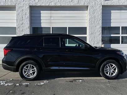 Used 2025 Ford Explorer Active