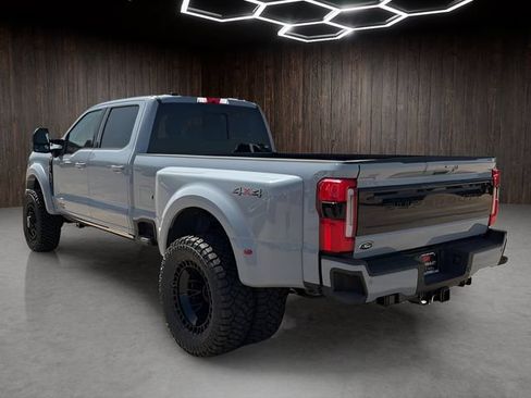 Used 2026 Ford F450 Platinum AWD/4WD image 5