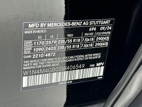 New 2025 Mercedes-Benz GLB 250 image 27