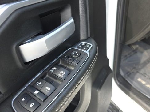 Used 2024 RAM 2500 Big Horn w/ Safety Group image 16