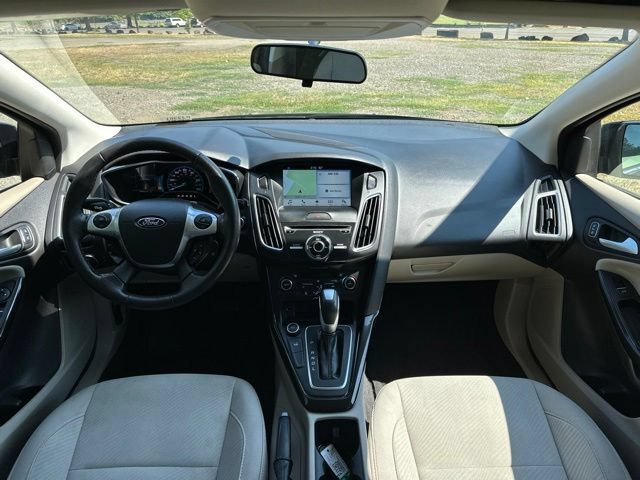 Used 2017 Ford Focus Electric Hatchback FWD image 26