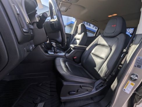 Used 2022 GMC Canyon AT4 w/ Trailering Package image 24