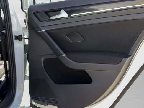 Used 2016 Volkswagen GTI S image 29