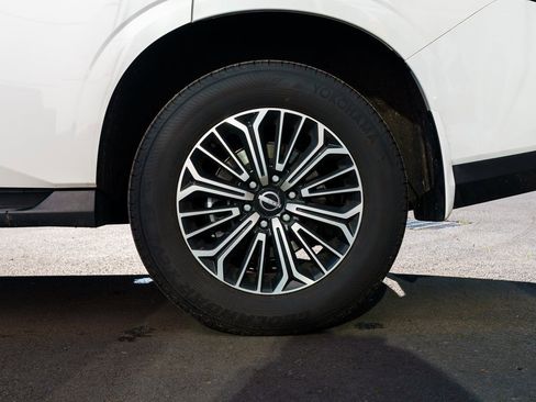 New 2026 Nissan Armada Platinum image 7