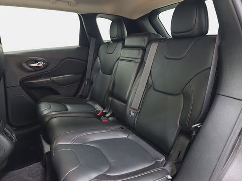 Used 2016 Jeep Cherokee High Altitude AWD/4WD image 13