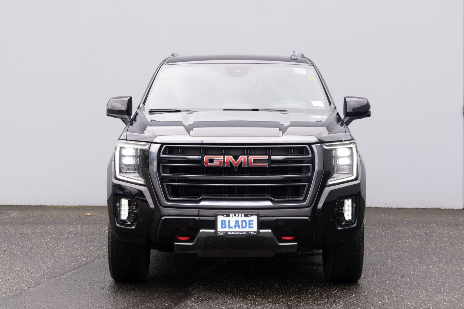 Used 2023 GMC Yukon AT4 w/ AT4 Premium Plus Package AWD/4WD image 21
