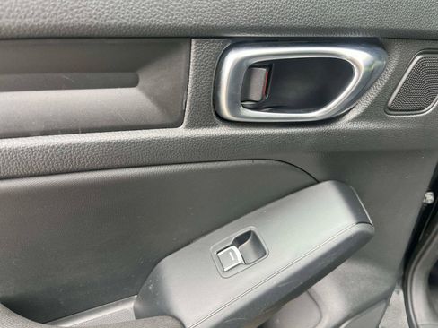 Used 2023 Honda Civic Sport image 12