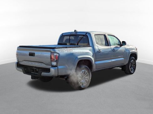 Used 2023 Toyota Tacoma TRD Sport image 3