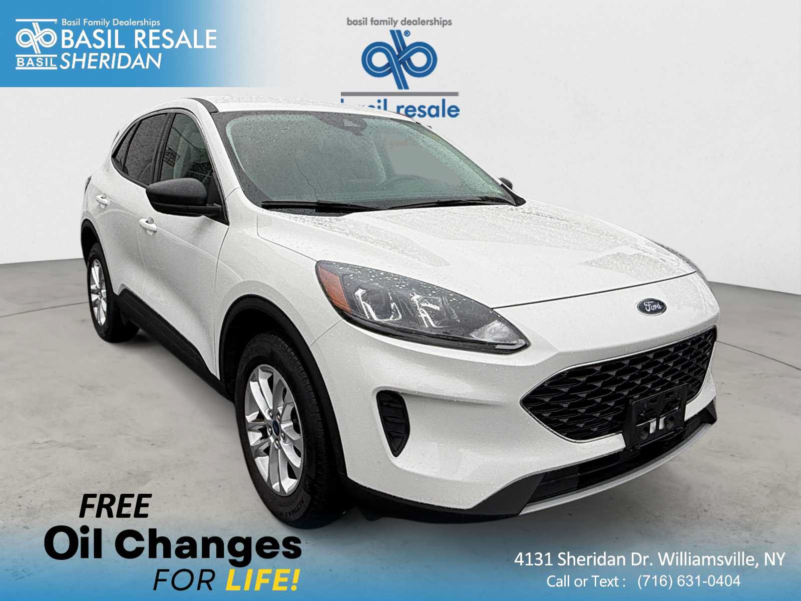Used 2022 Ford Escape SE w/ Cold Weather Package AWD/4WD image 1